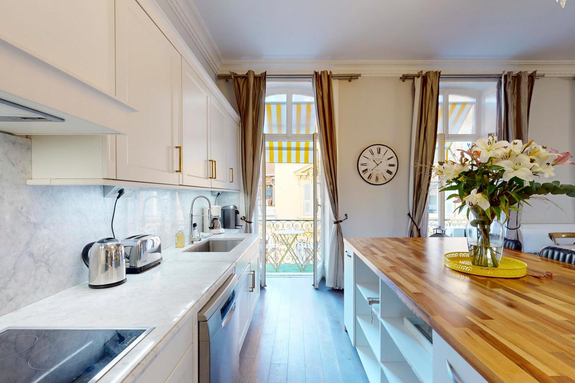 Silver Suite Five Stars Holiday House Ницца Экстерьер фото